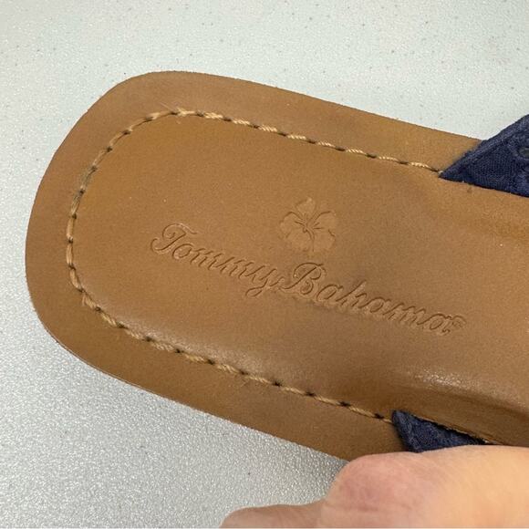 Tommy Bahama Blue Eyelet Flip Flop Sandals Womens 7 Classic Beachy Vacation - Picture 2 of 7